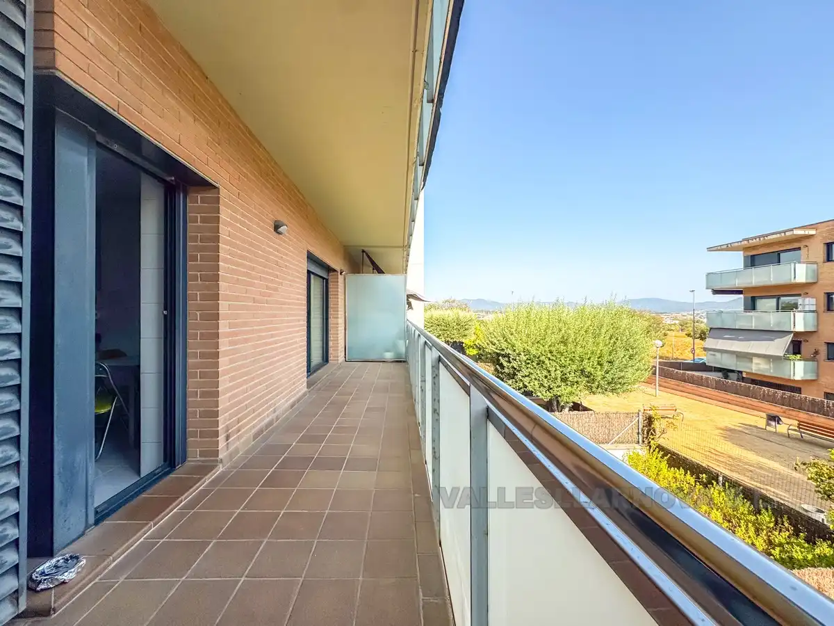 Terraza de Piso en venta en Parets del Vallès con Calefacción, Jardín privado y Parquet