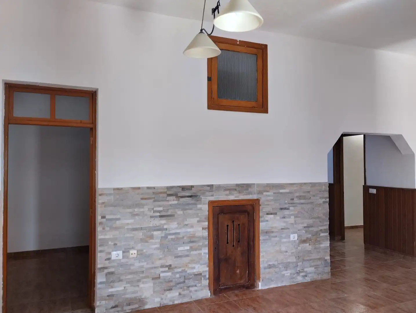 Einfamilien-Reihenhaus zum Verkauf in Güímar mit Privatgarten, Terrasse und Abstellraum