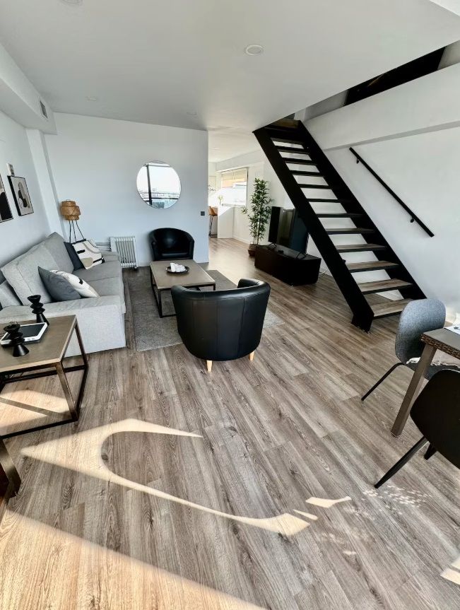 Wohnzimmer von Wohnungen miete in San Sebastián de los Reyes mit Klimaanlage, Heizung und Parkett