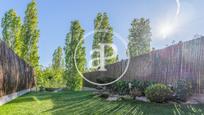 Jardí de Casa adosada en venda en Sant Cugat del Vallès amb Calefacció, Jardí privat i Terrassa