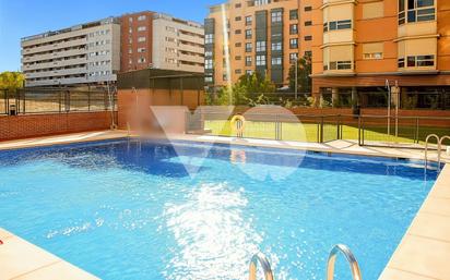 Swimming pool of Flat for sale in  Madrid Capital  with Air Conditioner