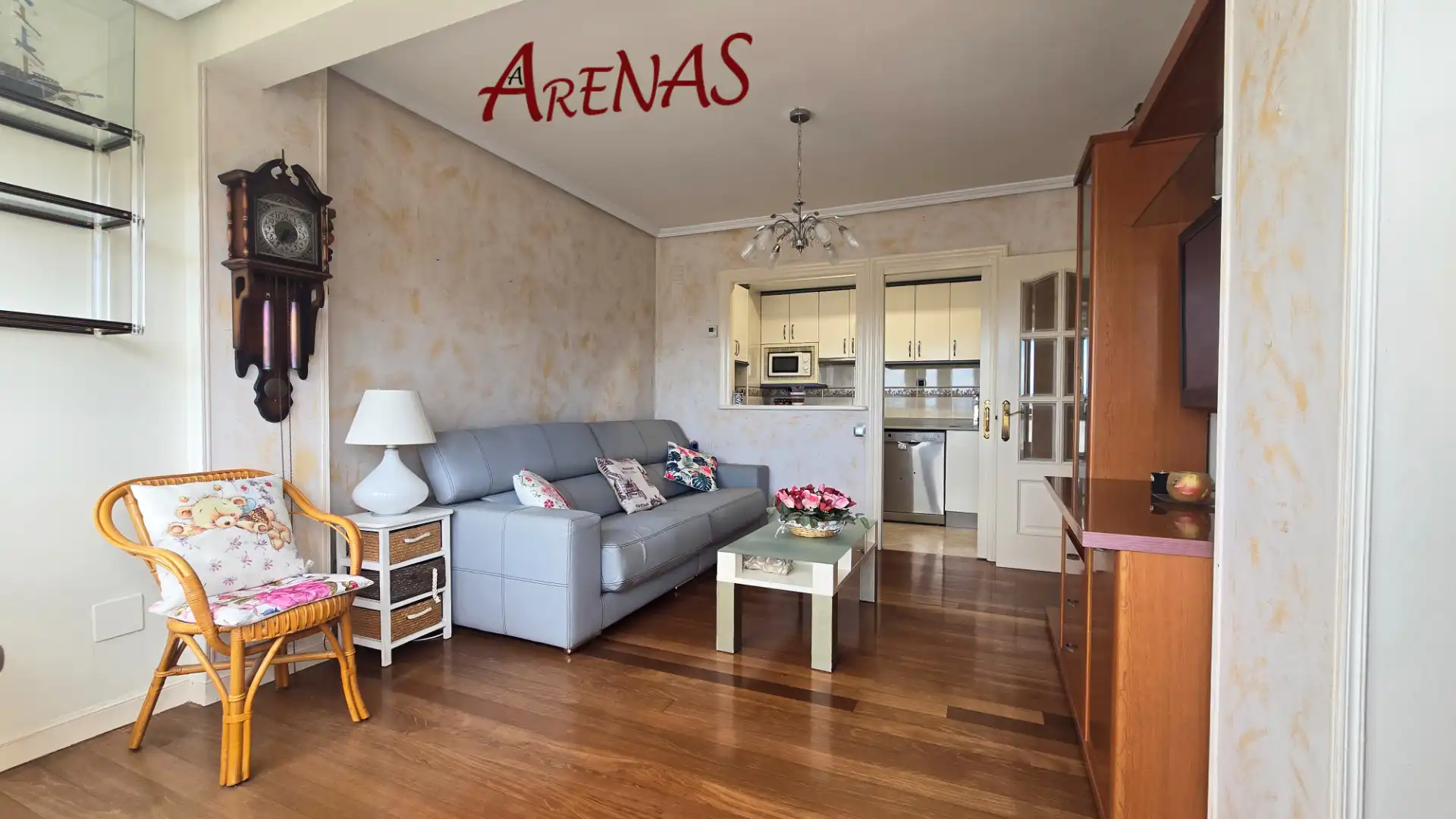 Wohnzimmer von Wohnung zum Verkauf in Laredo mit Heizung, Parkett und Möbliert