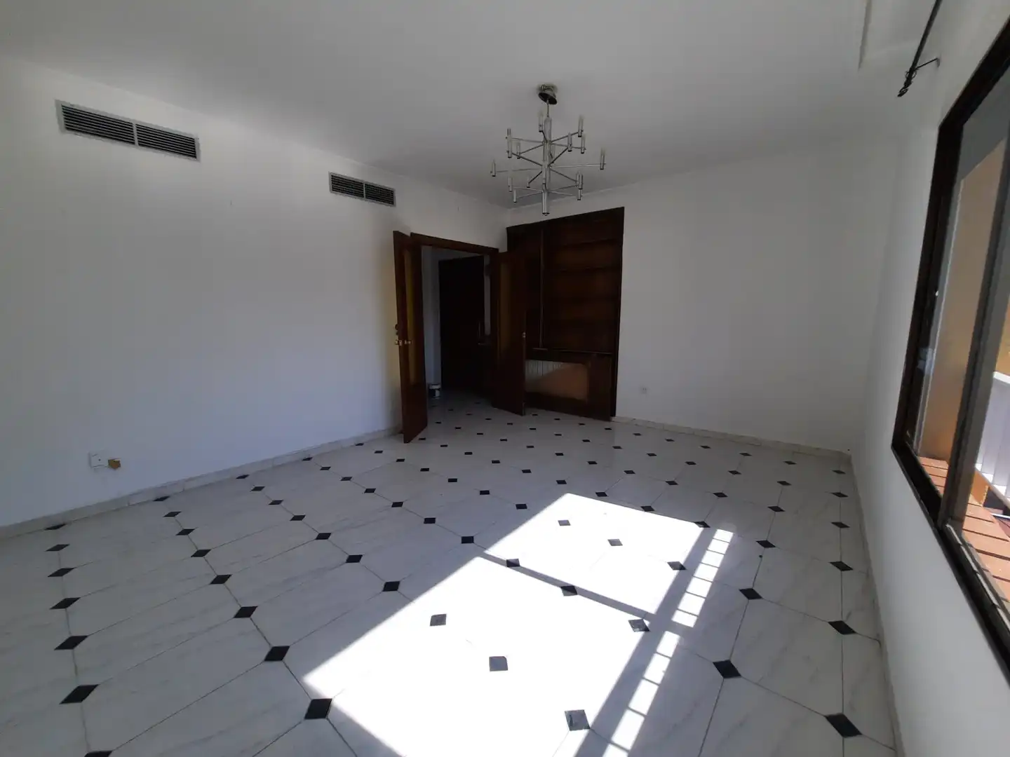 Piso en venta en Badajoz con Calefacción