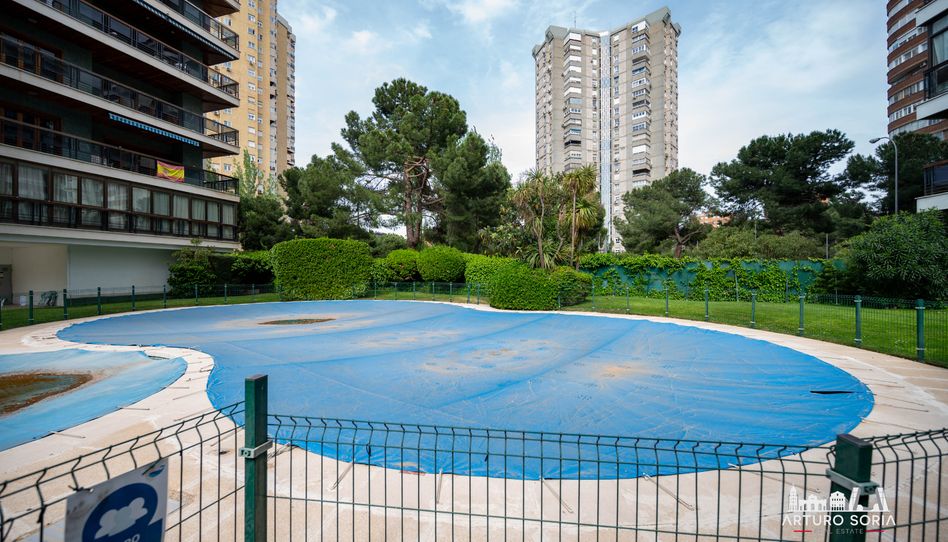 Piso de alquiler en Pasaje de Caleruega, Costillares