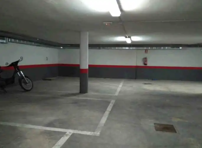 Aparcament amb ascensor en venda a C/ Peña de la Atalaya, imagen 5
