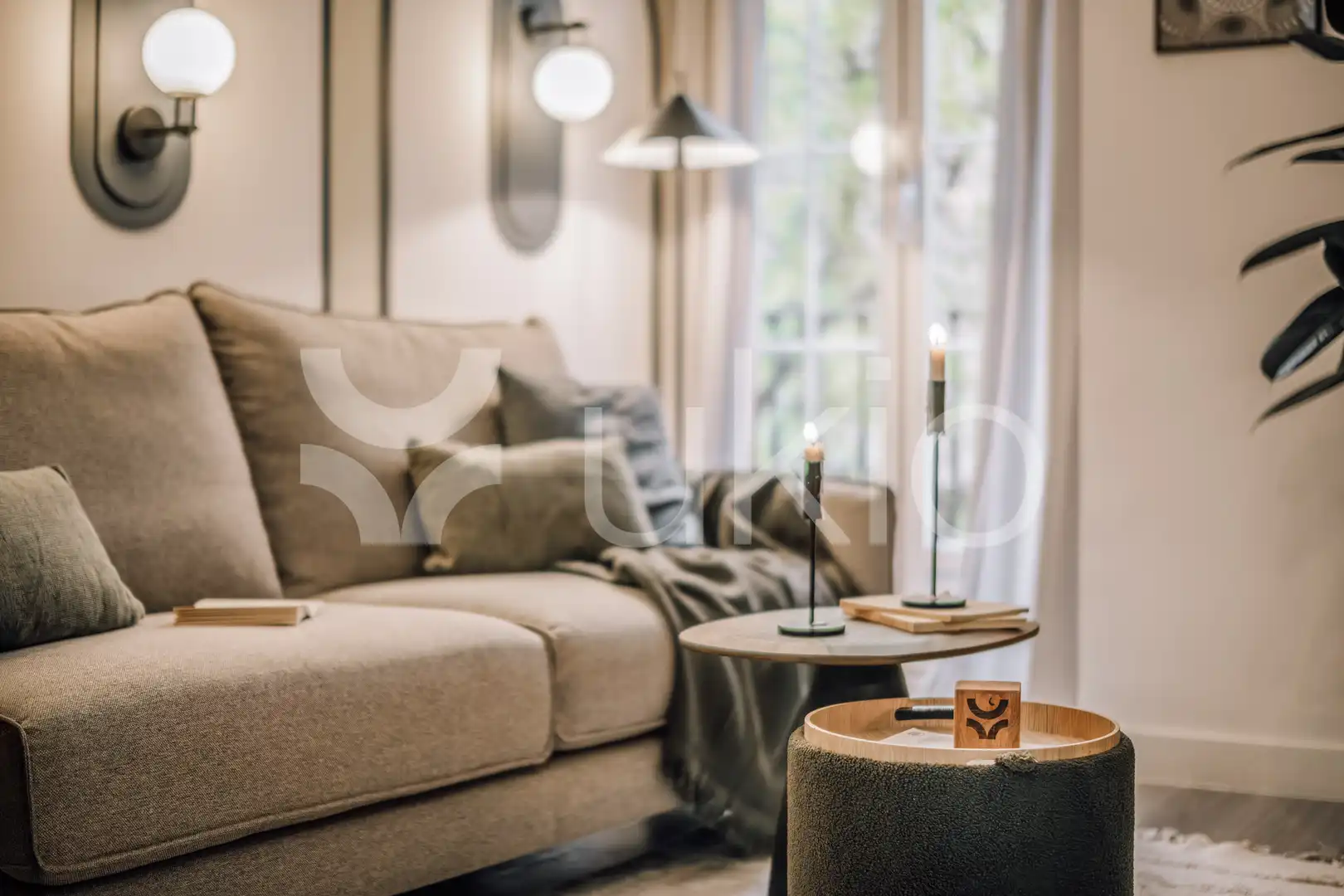 Sala d'estar de Apartament de lloguer en Madrid amb Aire condicionat, Calefacció i Moblat