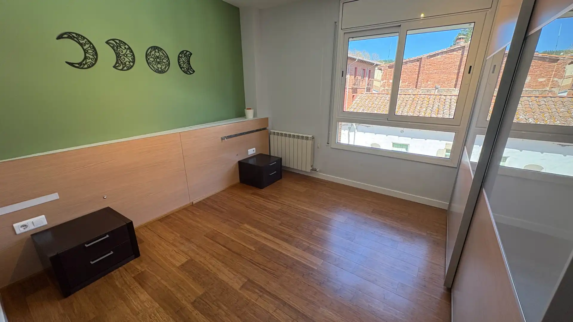 Maisonette zum Verkauf in Vallgorguina mit Klimaanlage, Heizung und Parkett