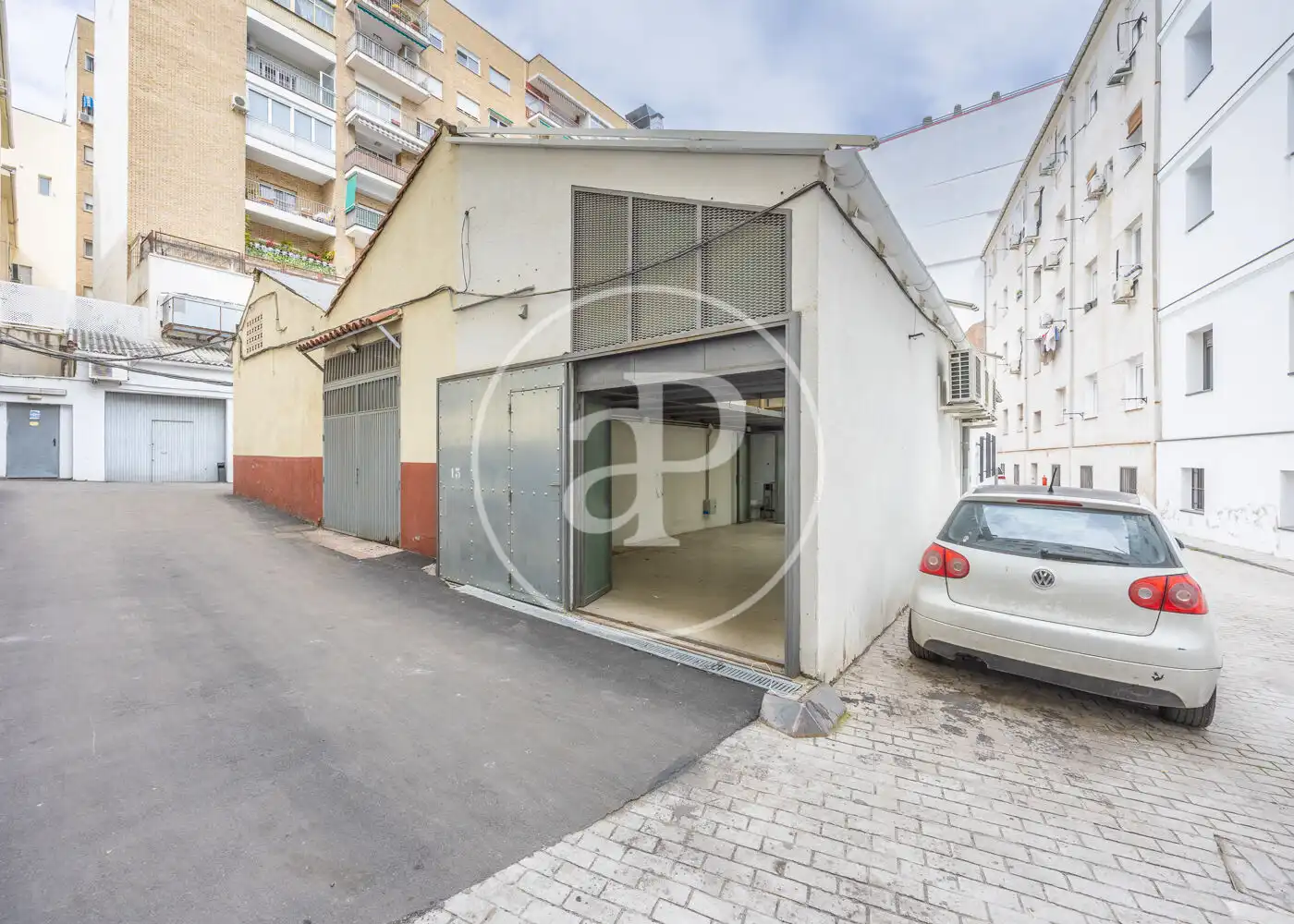 Außenansicht von Loft zum Verkauf in  Madrid Capital mit Klimaanlage und Heizung