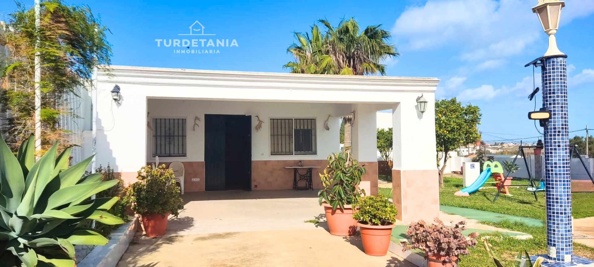 Vista exterior de Finca rústica en venta en Sanlúcar de Barrameda con Jardín privado, Terraza y Trastero