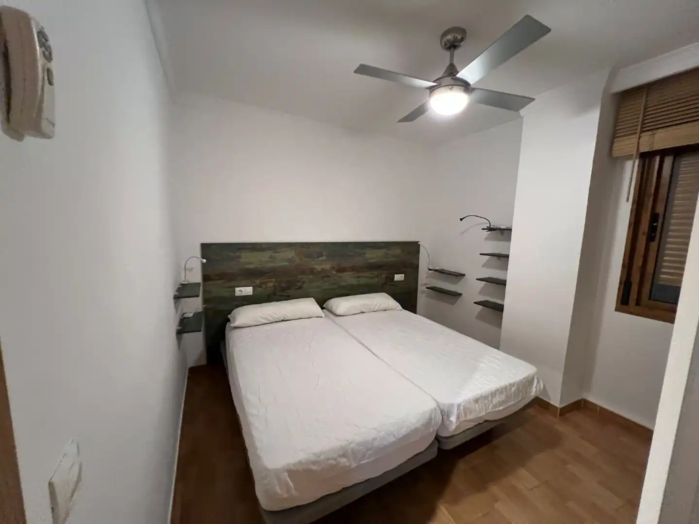 Bedroom of Flat for rent in Marbella  with Air Conditioner, Terrace and Balcony