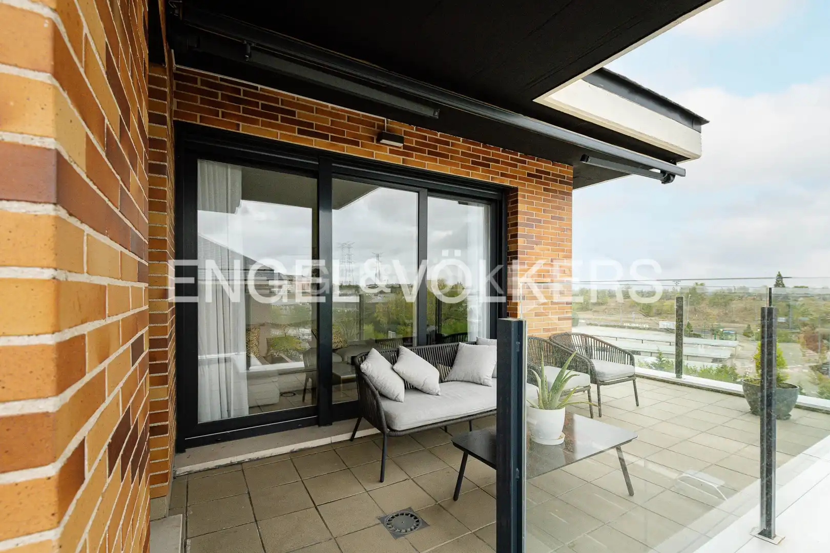 Terrasse von Dachboden zum Verkauf in Majadahonda mit Klimaanlage, Heizung und Terrasse