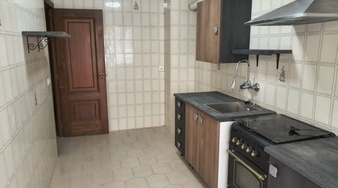 Foto 3 de Piso en venta en Rúa Cristóbal Colón, 28, Alto del Castaño, Narón