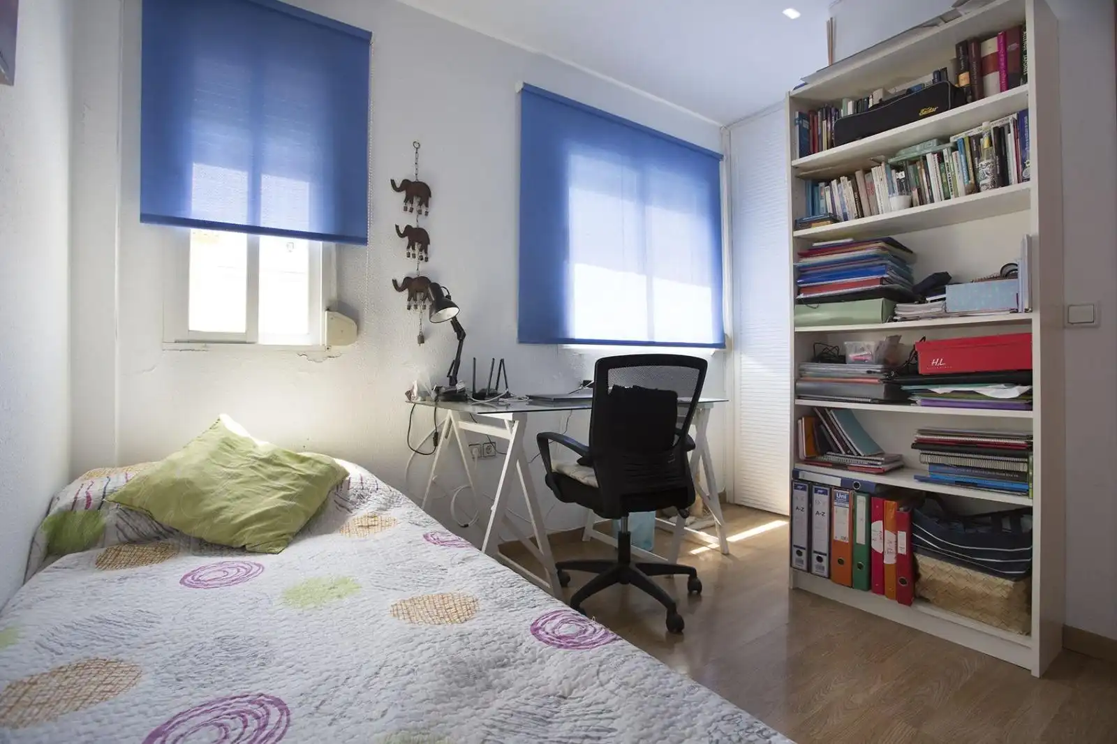 Habitación de Casa adosada en venta en Alhendín