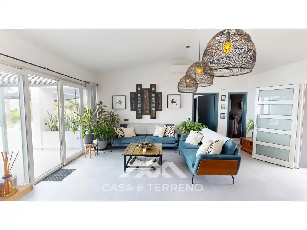Sala de estar de Casa o chalet en venta en Algarrobo con Aire acondicionado, Calefacción y Jardín privado