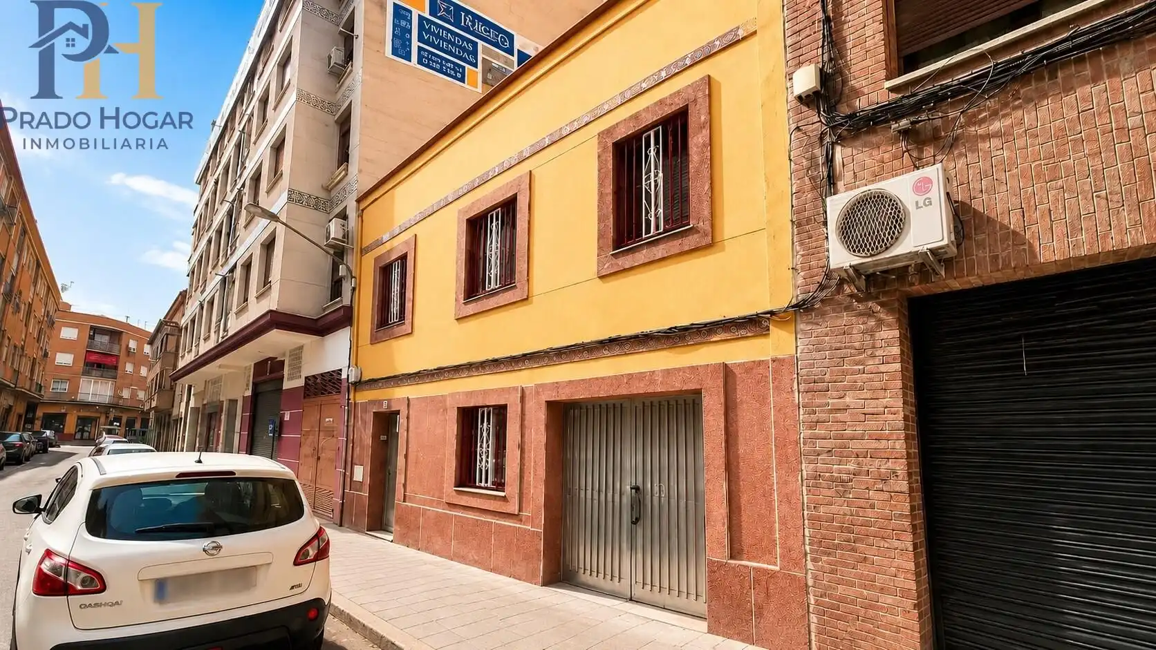 Vista exterior de Casa o xalet en venda en Talavera de la Reina amb Calefacció