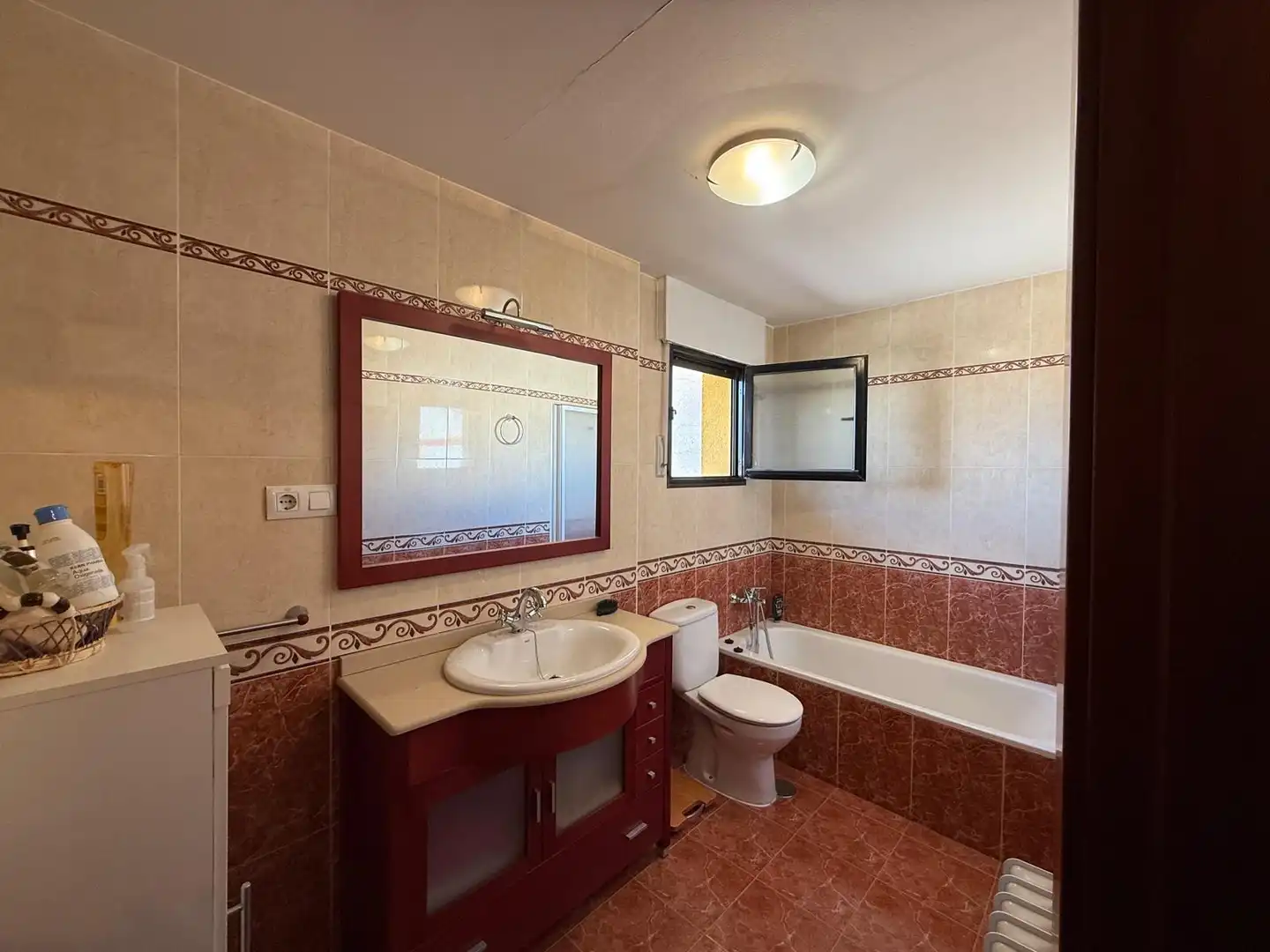 Bathroom of Detached homes for sale in Poblete  with Air Conditioner, Heating and Terrace