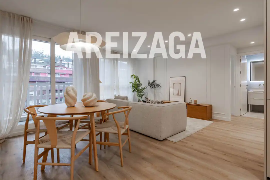 Piso en venta en Karlos I.a Hiribidea carlos, 30, Amara