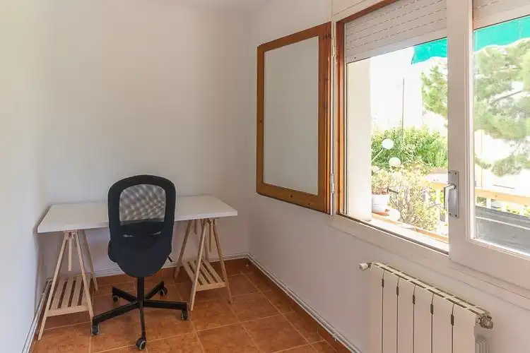 Dormitori de Pis de lloguer en Vilanova i la Geltrú amb Calefacció, Terrassa i Balcó