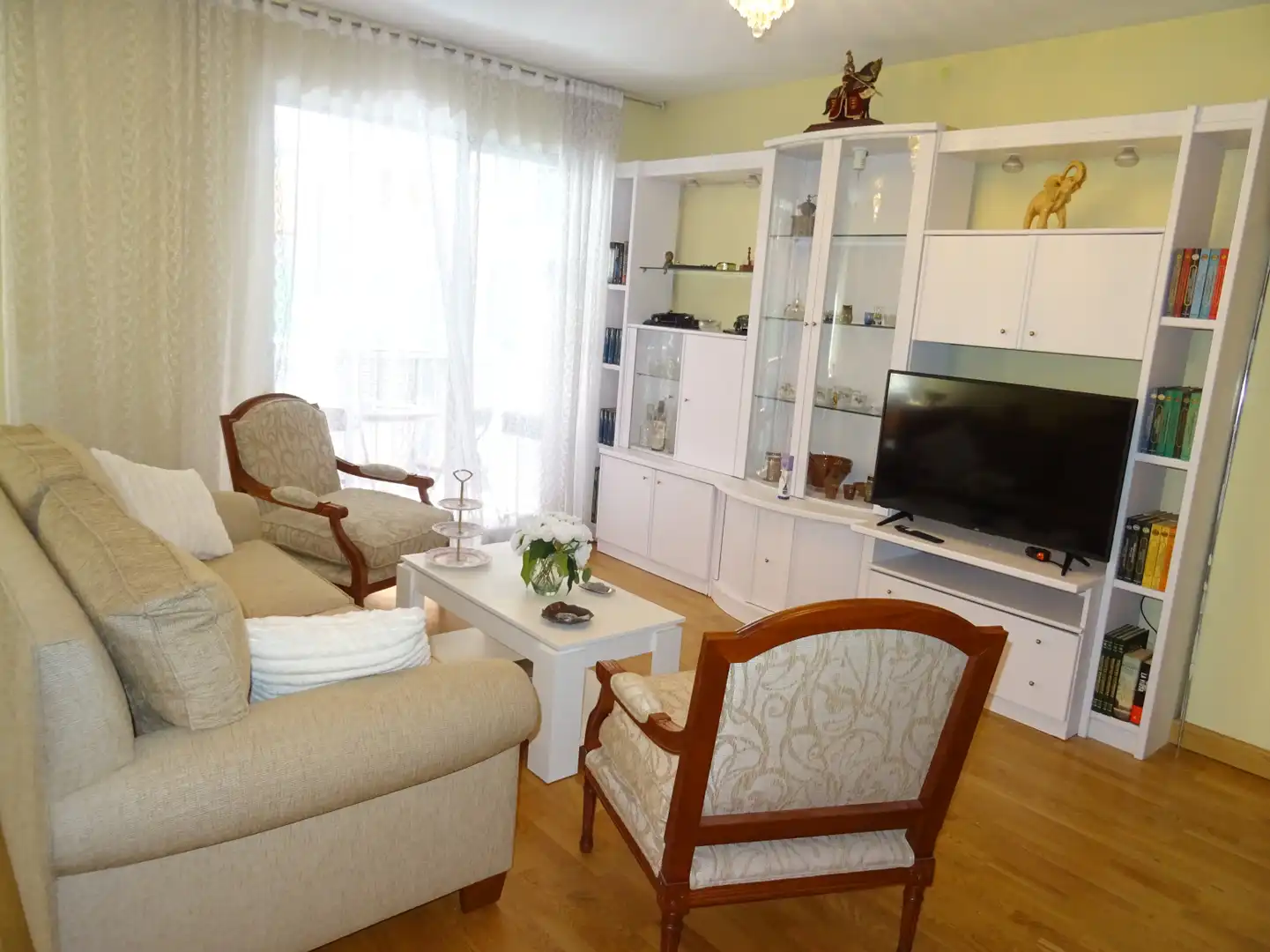 Living room of Flat for rent in Madrid  with Heating and Terrace