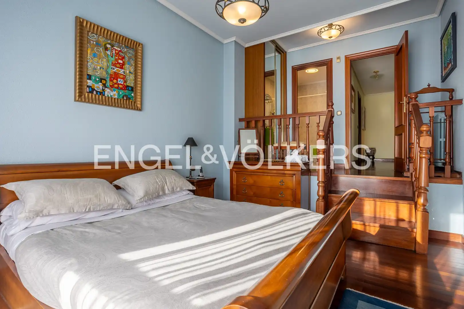 Schlafzimmer von Einfamilien-Reihenhaus zum Verkauf in Santander mit Heizung, Privatgarten und Terrasse