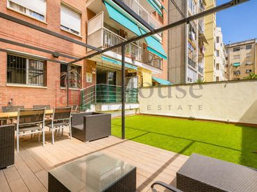 Flat with balcony for sale in Eixample
