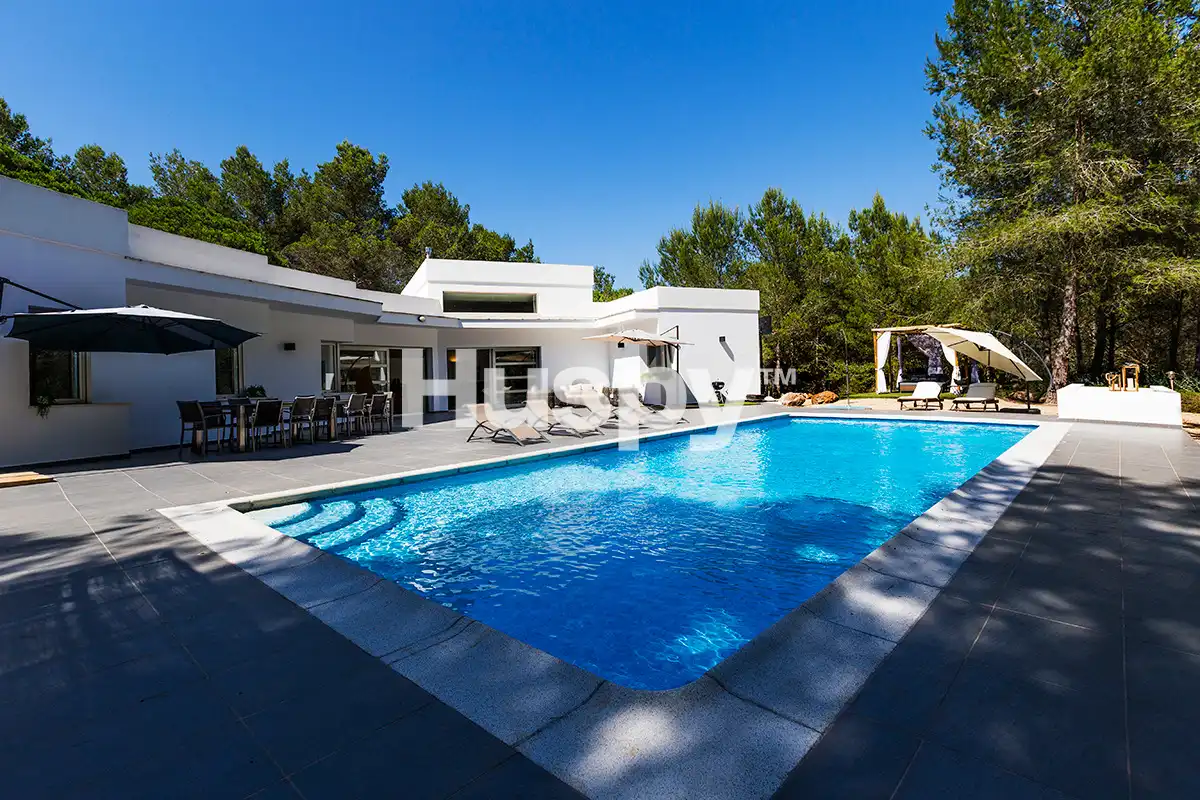 Casa amb piscina de lloguer a Poligono 25