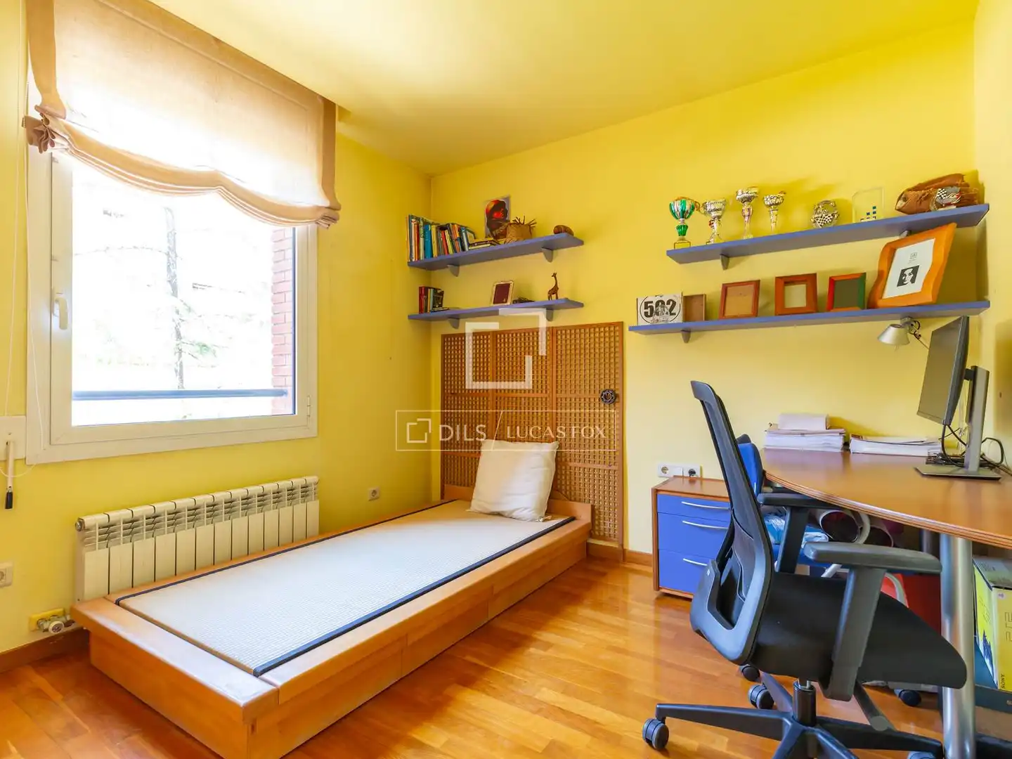 Bedroom of Flat for sale in Esplugues de Llobregat  with Air Conditioner, Heating and Private garden