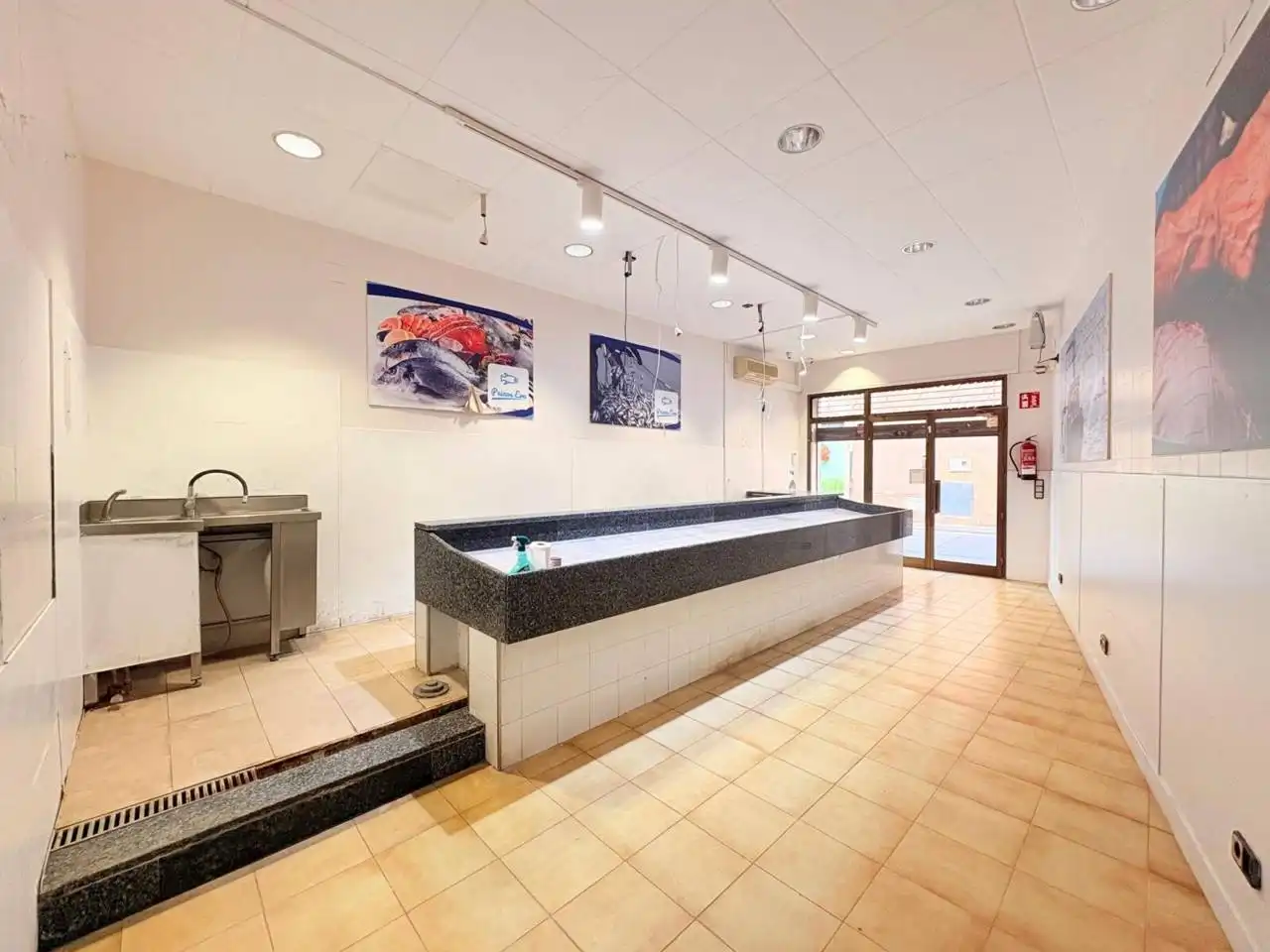 Local en venta en Caldes de Malavella con Aire acondicionado