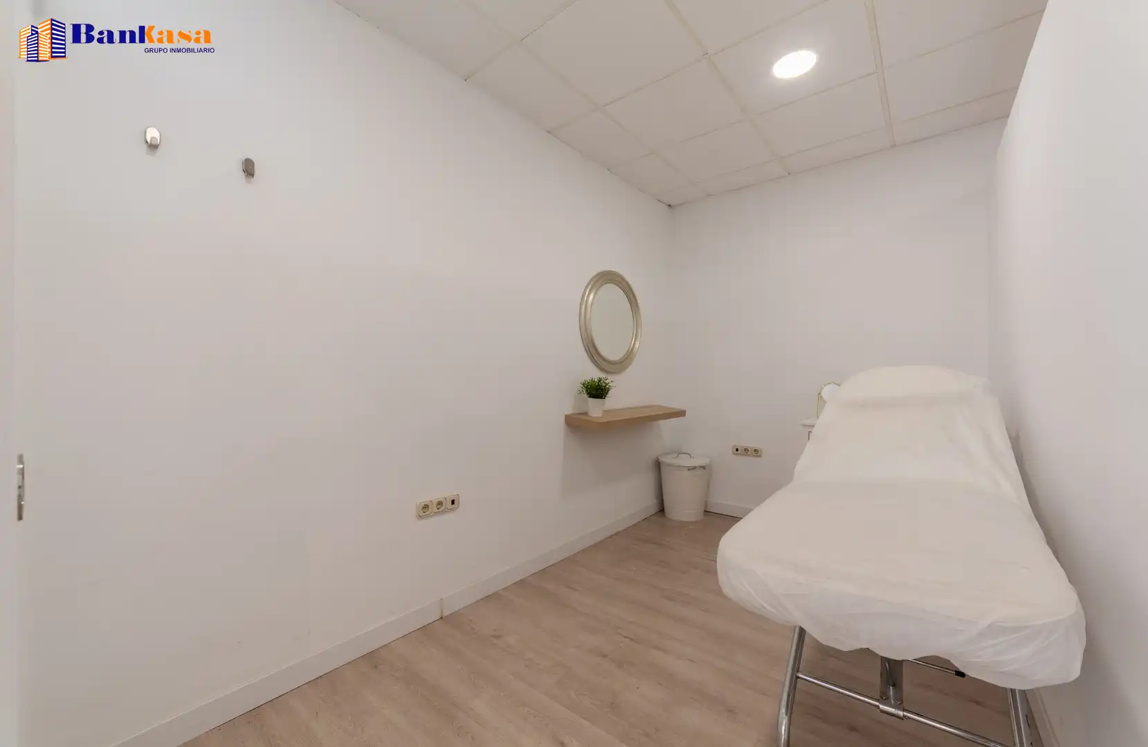 Habitación de Local en traspaso en Pizarra con Aire acondicionado y Amueblado