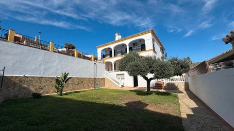Foto 3 de Casa adosada en venda a Calle Picadero, La Cala del Moral, Málaga
