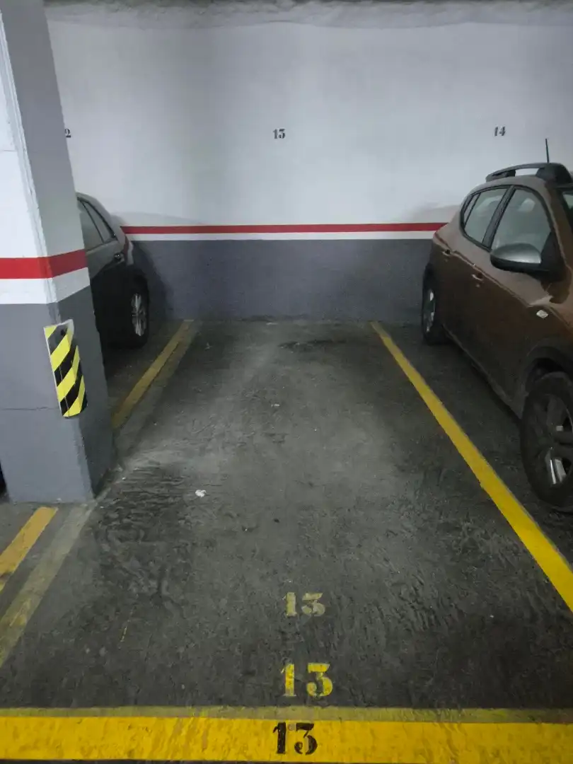Einzelparkplatz zum Verkauf in Carrer d'Olzinelles 95, imagen 6