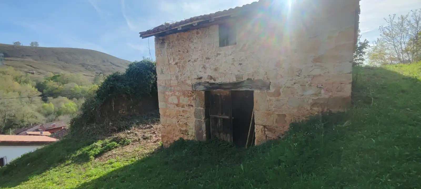 Casa con jardín en venta en El Pedrosu, imagen 2