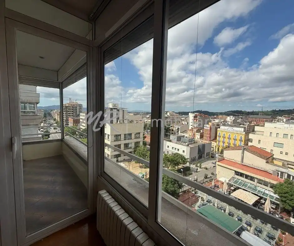 Piso en venta en Granollers con Calefacción, Trastero y Amueblado