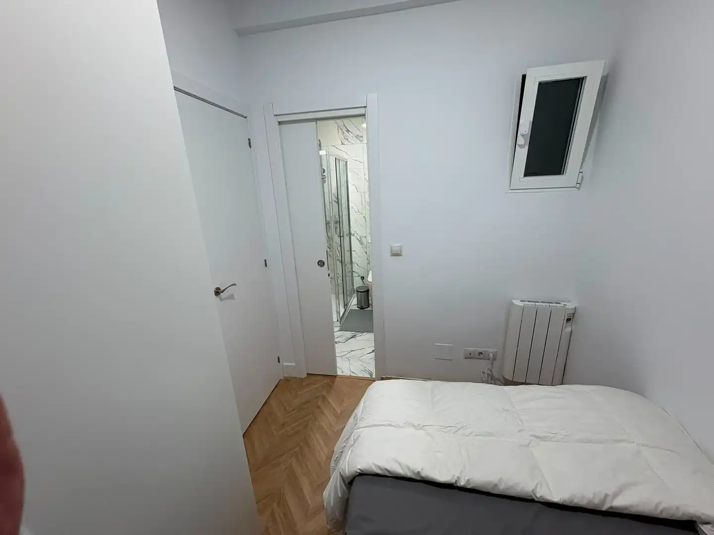 Bedroom of Flat for rent in Madrid  with Air Conditioner, Heating and Furnished