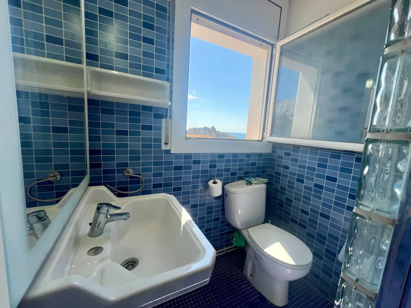 Bathroom of Flat for sale in Palamós  with Heating, Terrace and Storage room