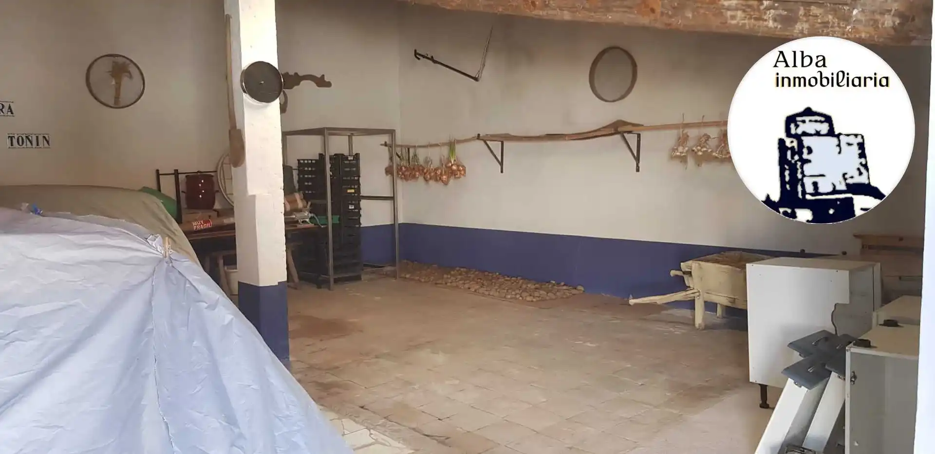 Garaje de alquiler en N/A, -1, Navales