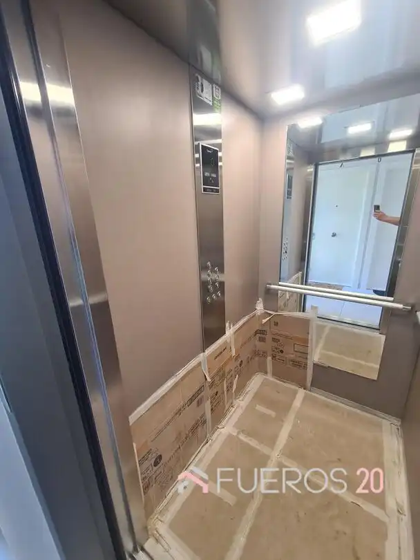 Bany de Pis en venda en Barakaldo  amb Calefacció, Jardí privat i Terrassa