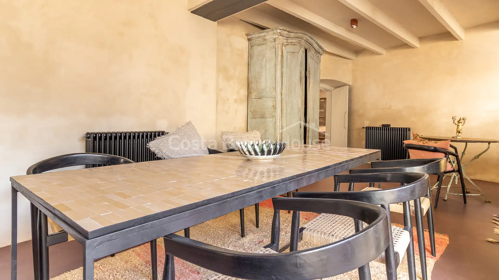 Esszimmer von Country house zum Verkauf in Ventalló mit Klimaanlage, Heizung und Privatgarten