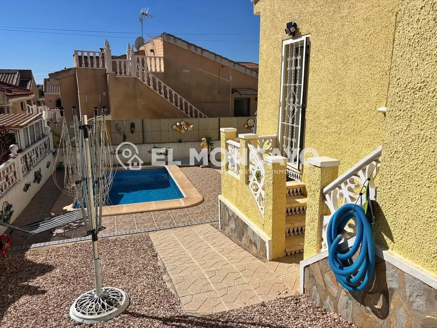 Vista exterior de Casa o chalet en venta en Rojales con Aire acondicionado, Jardín privado y Terraza