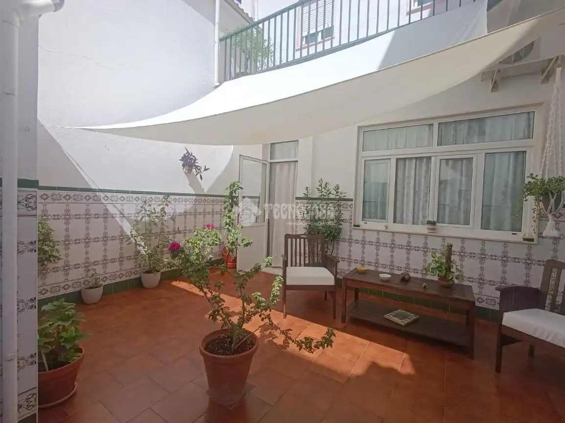 Casa bifamiliare con terrazza in vendita a La Carolina