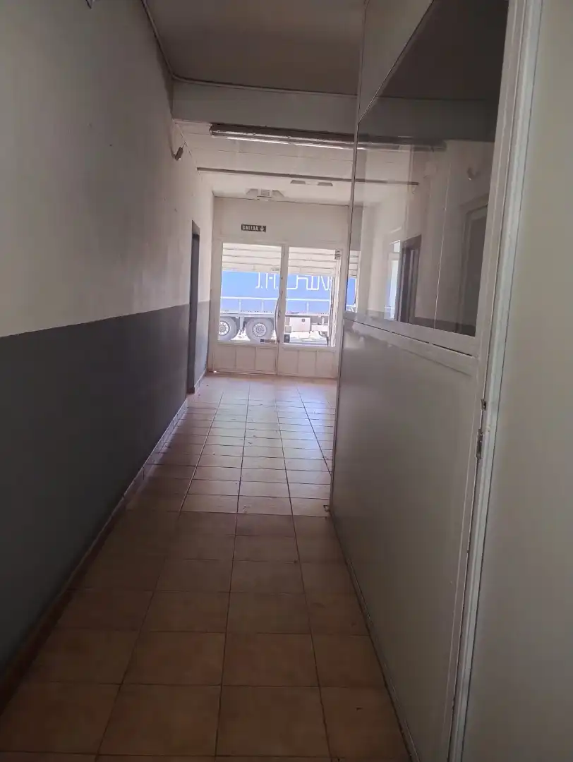Industrial building to rent in Camino la Concepción 12, imagen 6