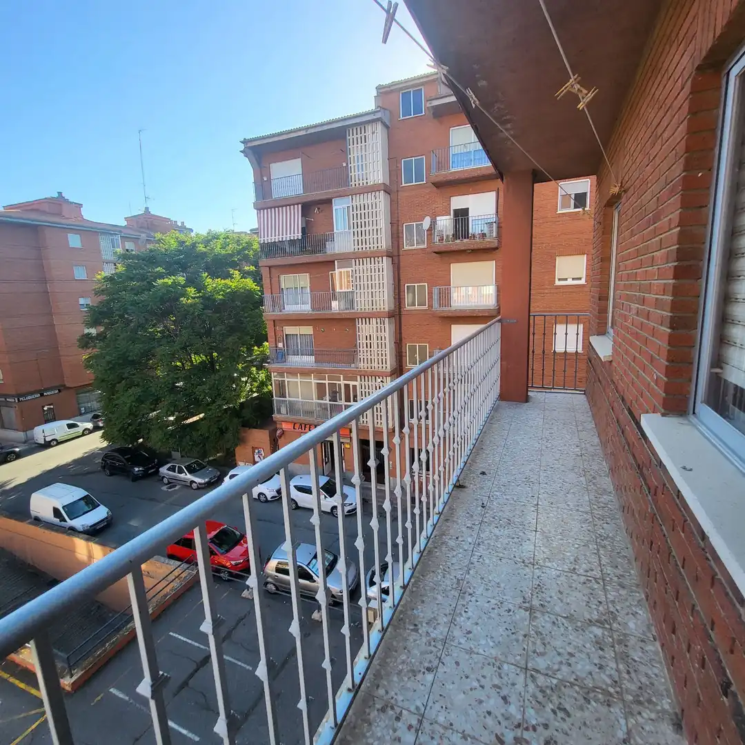 Terrassa de Pis de lloguer en Ávila amb Calefacció, Terrassa i Traster