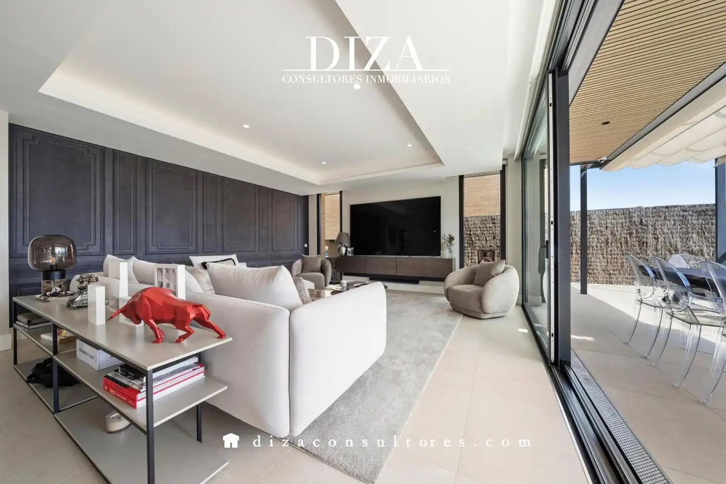 Living room of Houses for sale in Las Rozas de Madrid  with Air Conditioner, Heating and Private garden