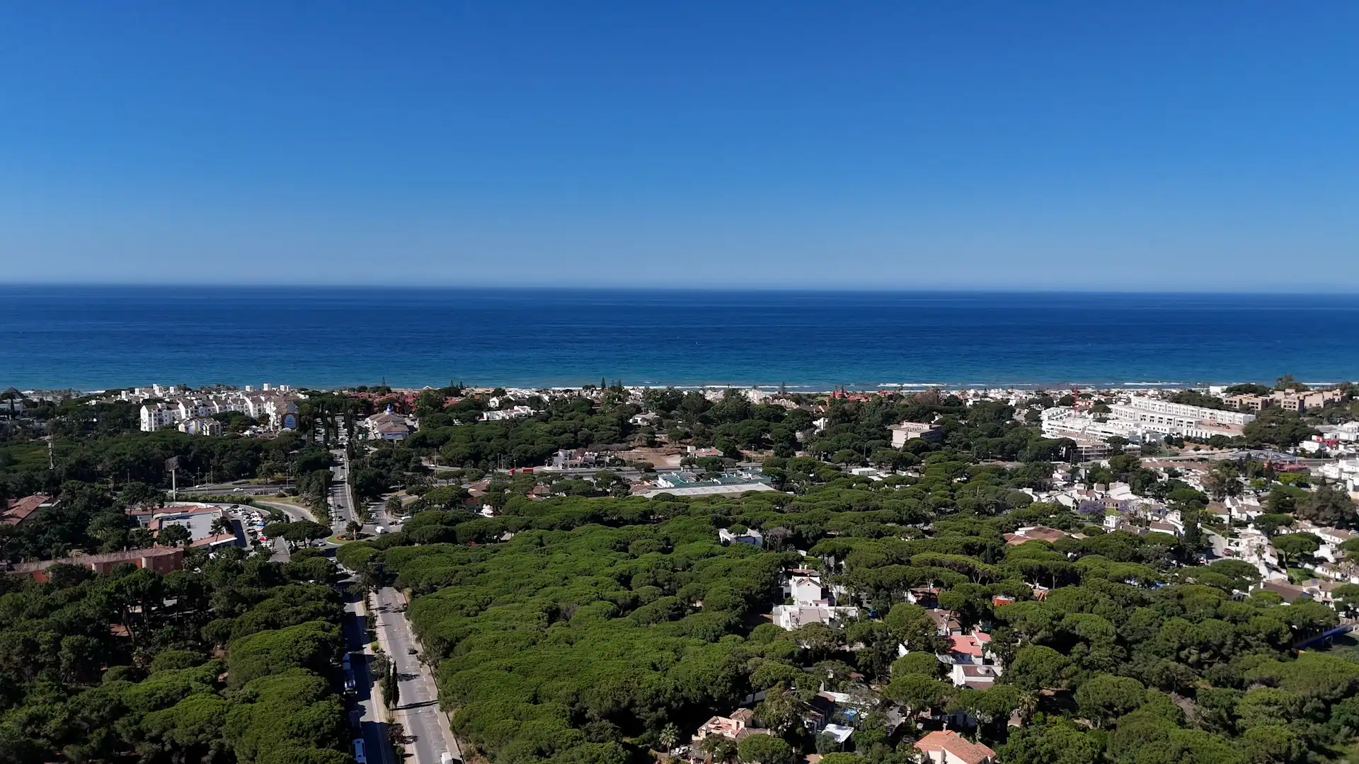 Vista exterior de Àtic en venda en Marbella amb Aire condicionat, Calefacció i Terrassa