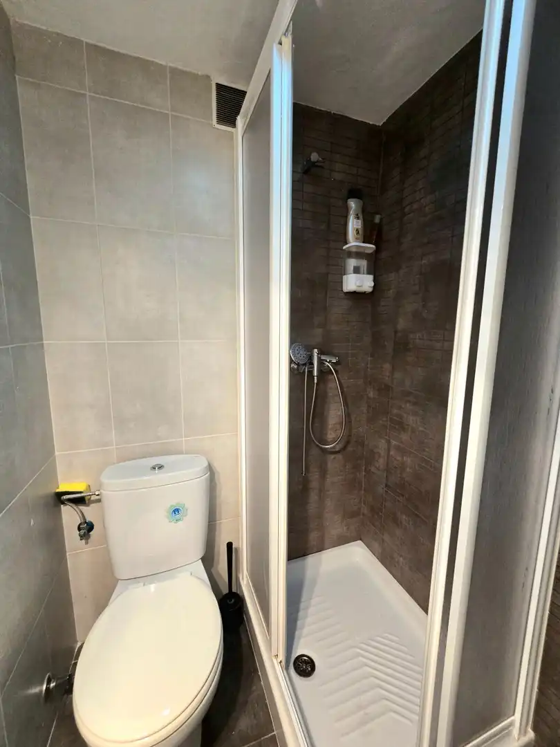 Bathroom of Study for sale in Torremolinos  with Air Conditioner, Terrace and Furnished