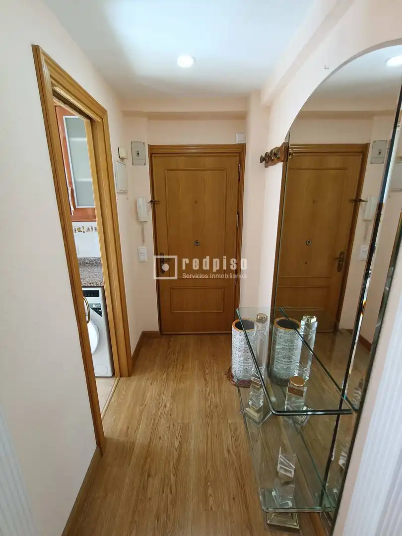 Habitación de Piso de alquiler en Madrid con Calefacción, Jardín privado y Terraza