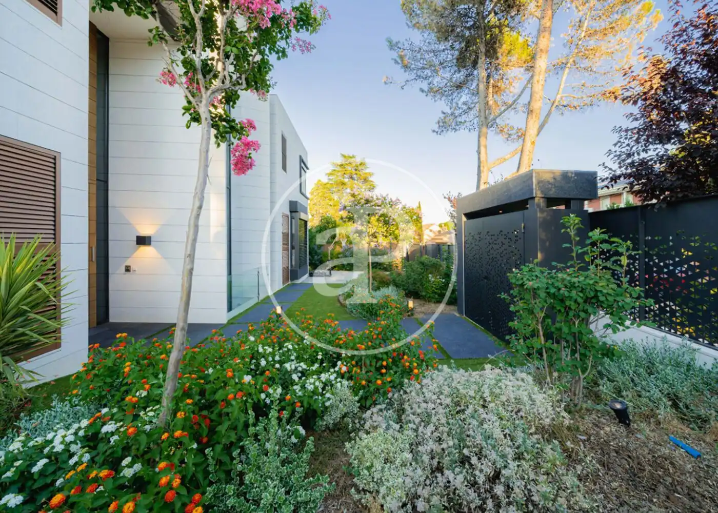 Jardín de Casa o chalet en venta en Madrid con Aire acondicionado, Calefacción y Jardín privado