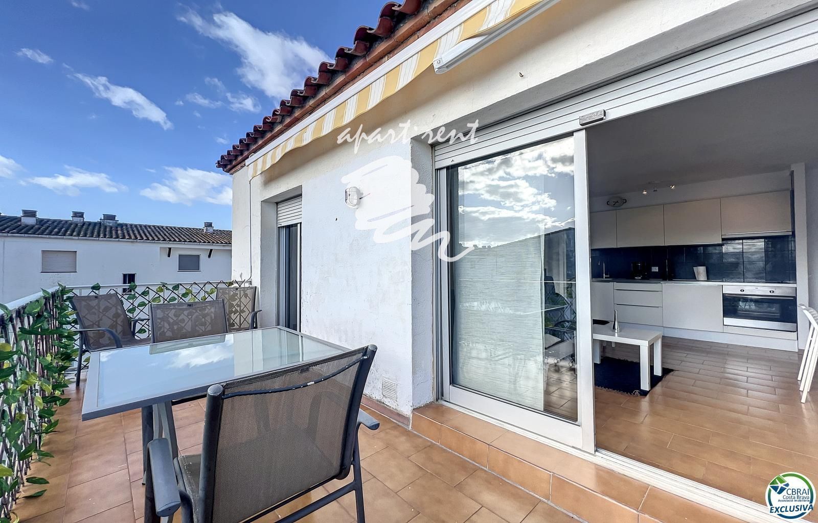 Balcony of Flat for sale in Empuriabrava  with Air Conditioner, Terrace and Balcony