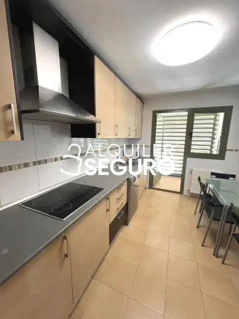Kitchen of Flat for rent in Getafe  with Air Conditioner, Heating and Storage room