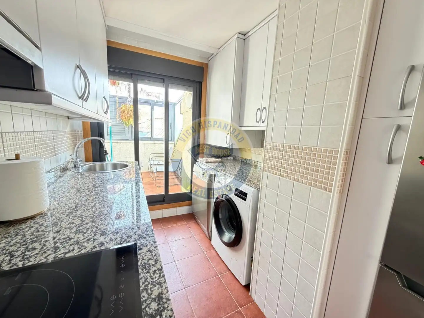 Cocina de Ático en venta en Vigo  con Calefacción, Parquet y Terraza